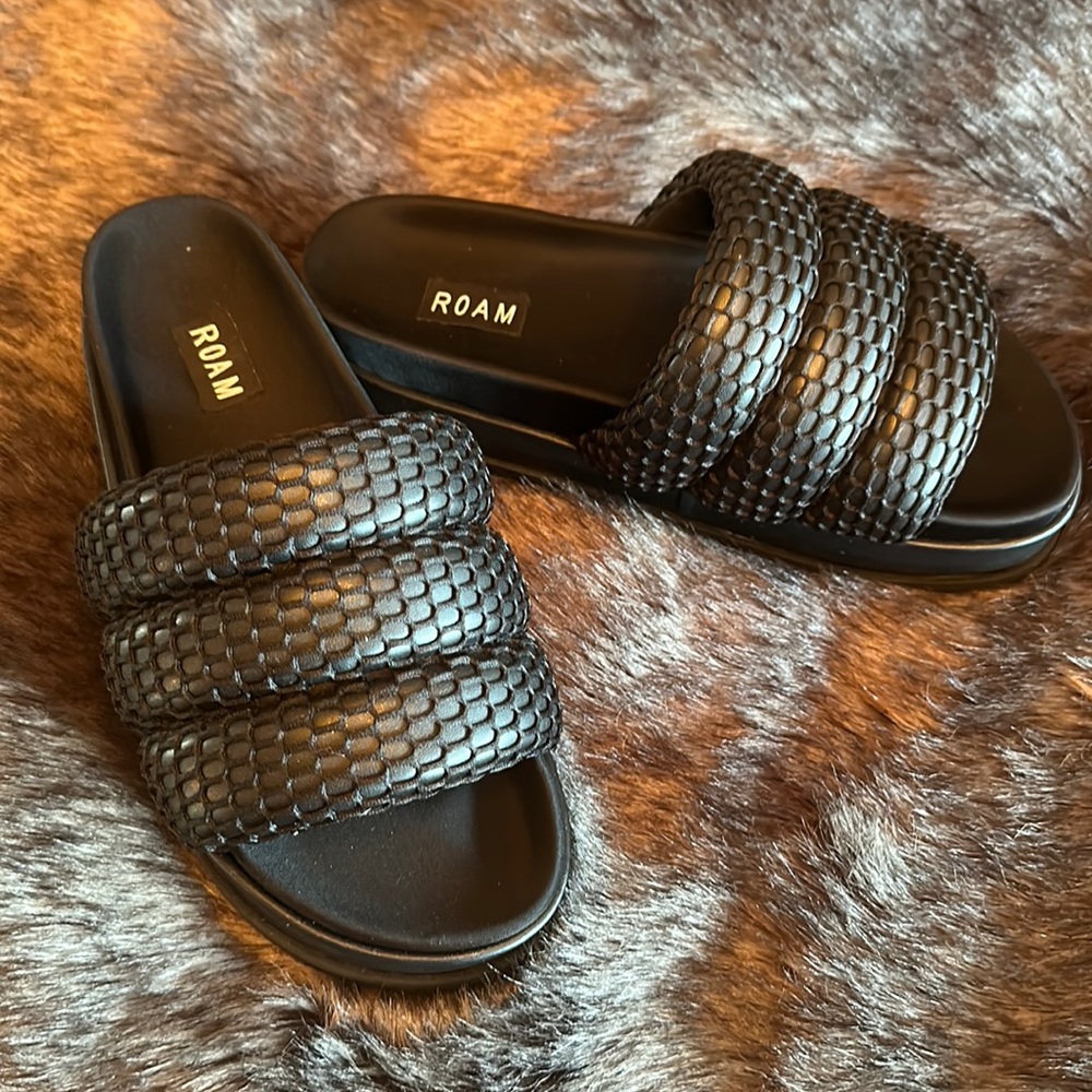 ROAM Sandals
